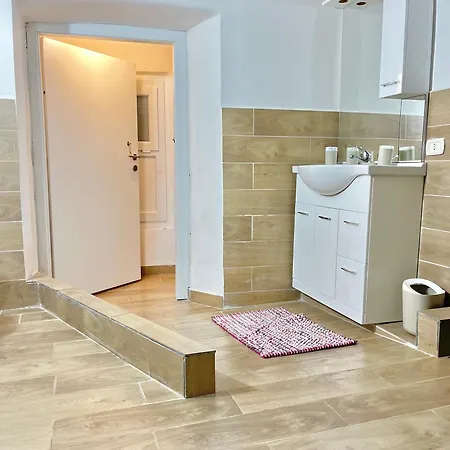 Affittacamere Centro Affittacamere- Bagno In Comune
