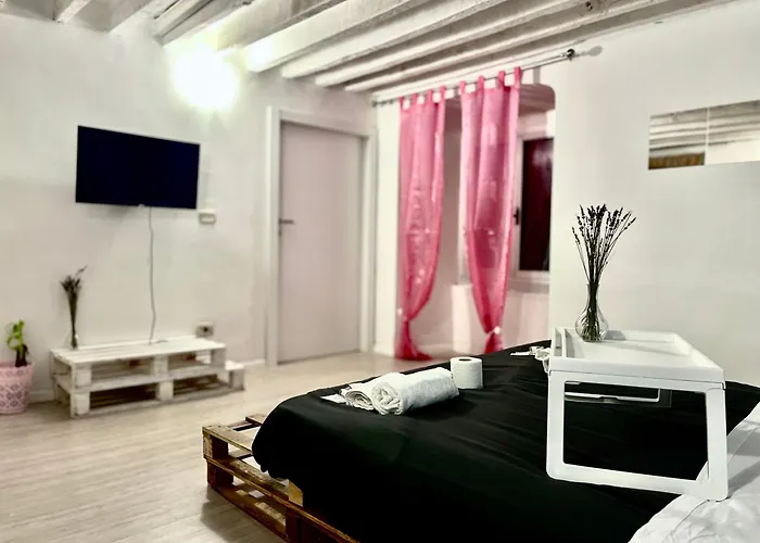 Centro Affittacamere- Bagno In Comune Pensjonat