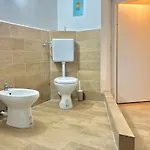Πανσιόν Centro Affittacamere- Bagno In Comune *