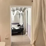 Centro Affittacamere- Bagno In Comune * Γένοβα